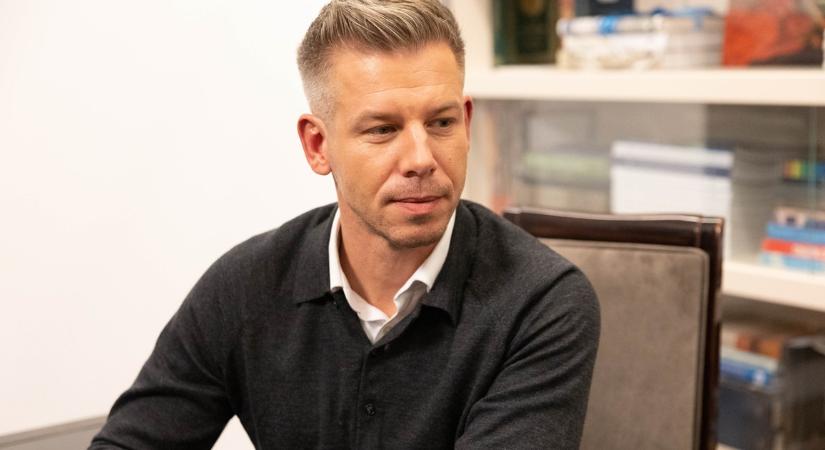 Magyar Péter reagált Azahriah posztjára: Soha nem más pártok szavazóival van a probléma