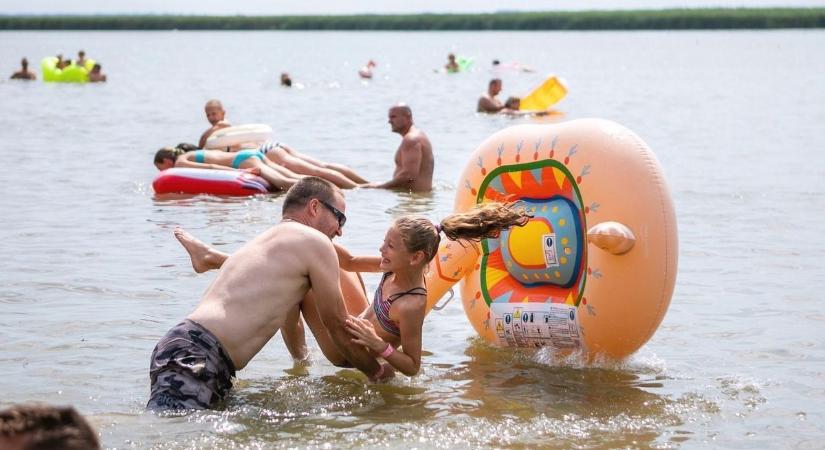 Tombol a kánikula, riasztást adtak ki Hevesben