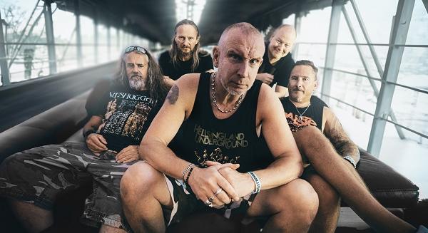 Donald Trump-nak üzen új dalával a Clawfinger: 'Scum'