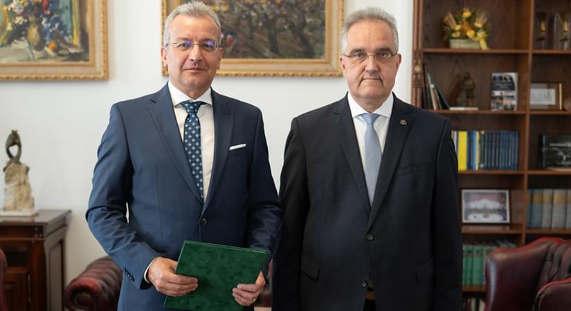 Kinevezték a Klinikai Genetikai Központ vezetőjét
