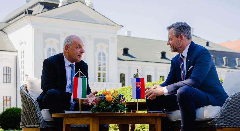 A magyar államfő Pozsonyba látogatott