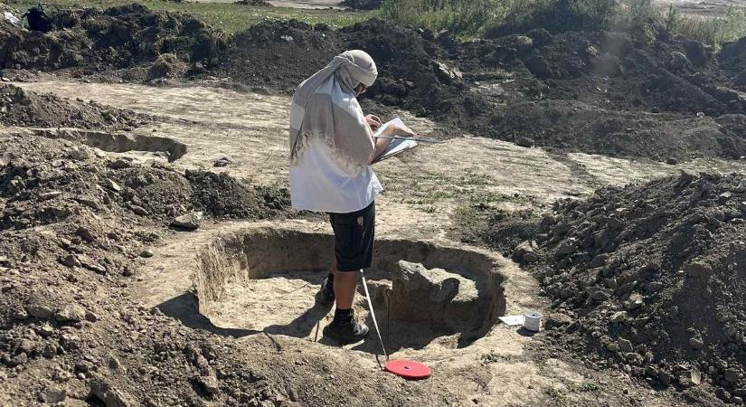 Indiana Jones nyomdokain – régészeti kaland vár Epölön