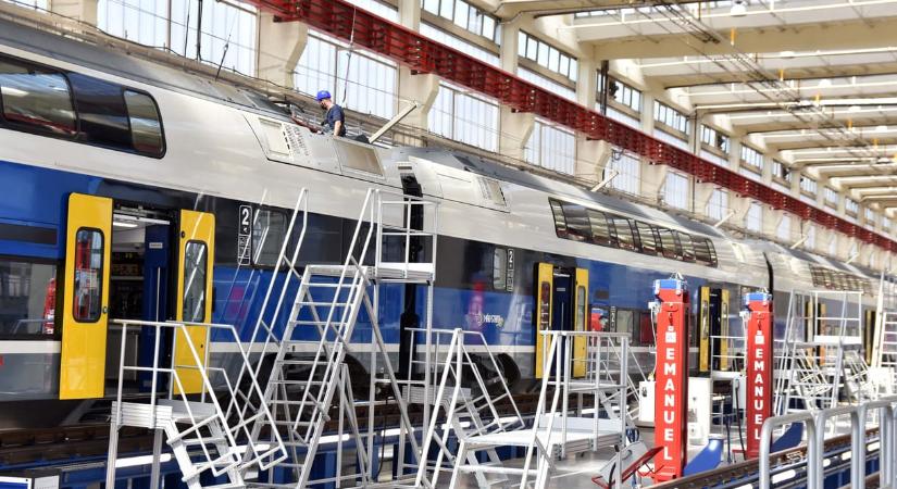 A 4iG és a Magyar Vagon összesen 11 milliárd forintért szerződött a MÁV-val