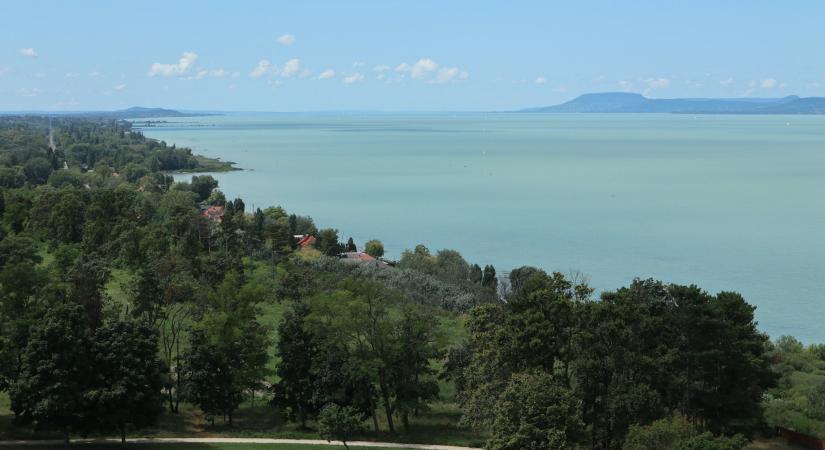 Lebontják a Balaton egyik legszebb látványosságát