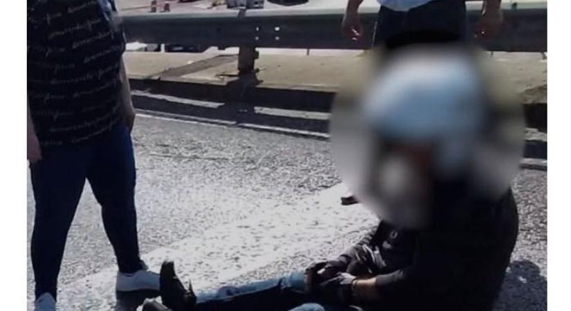 A fél városon át üldöztek egy motorost a rendőrök Budapesten (VIDEÓ)