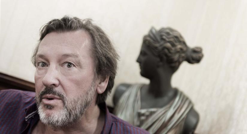 Gálffi László: „Bessenyei ugyanúgy játszott párttitkárt meg ifjúmunkást, Szirtes Ádám pedig munkásőrt, mert akkor azt kellett játszani”