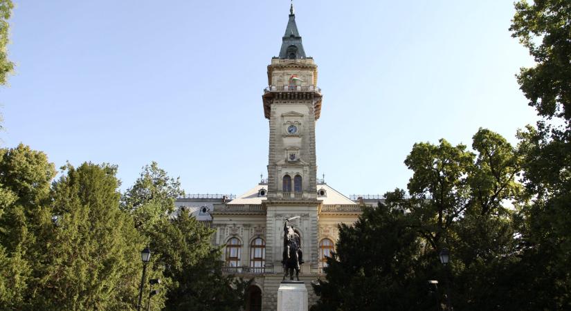Csak holnap, de változik a hivatal ügyfélfogadási ideje