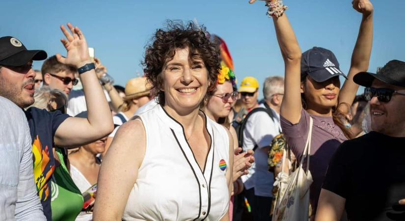 Dobrev Klára elébe ment a büntetésnek: maga jelentette fel magát a rendőrségnél, amiért részt vett a Pride-on
