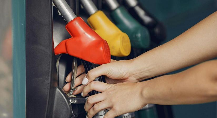 Megint jó hírt kaptak az autósok - pedig nyáron ehhez nincsenek hozzászokva