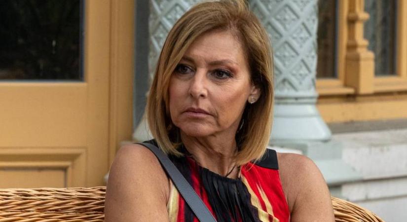 Az 54 éves Erős Antónia egészalakos bikinis videón: filterek nélkül ilyen az alakja