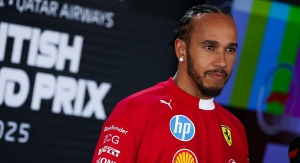 Hamilton kockáztatott volna Ausztriában, Silverstone-ban pedig esőt vár