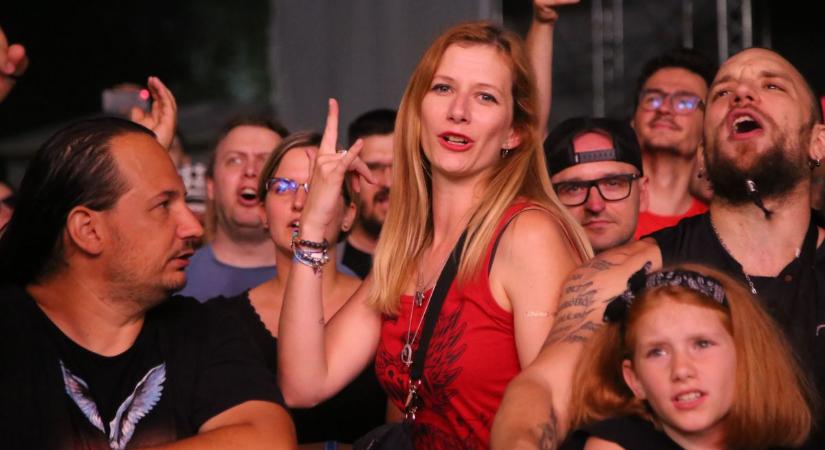 Így bulizott a Szalki-sziget a Rockmaraton első napján – videó