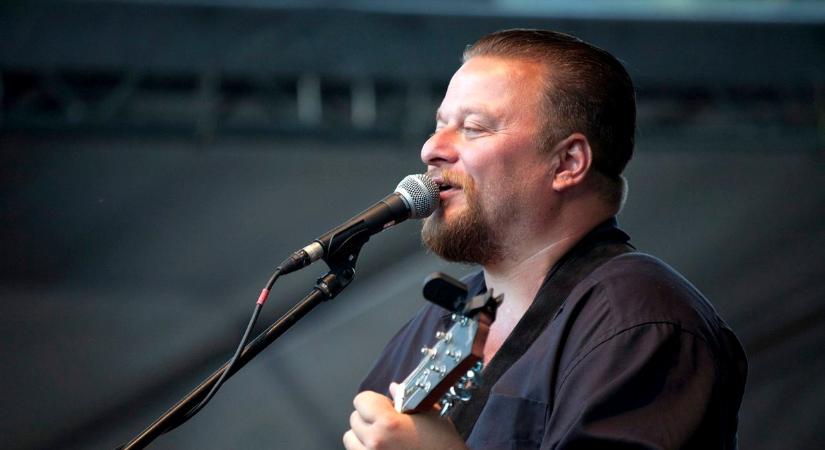 Később lesz a „Könnyek a Vízben” segélykoncert, az adományozás tovább folytatódik