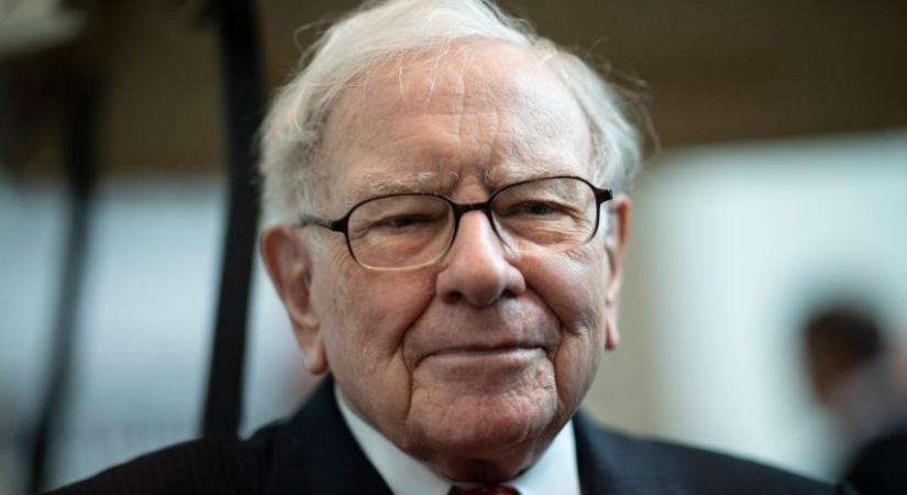 Warren Buffett 2200 milliárd forintnyi összeget adományozott