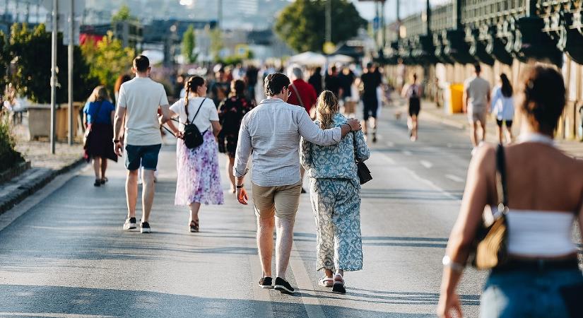 Kiderült, miért áll idén nyáron a budapesti forgalom