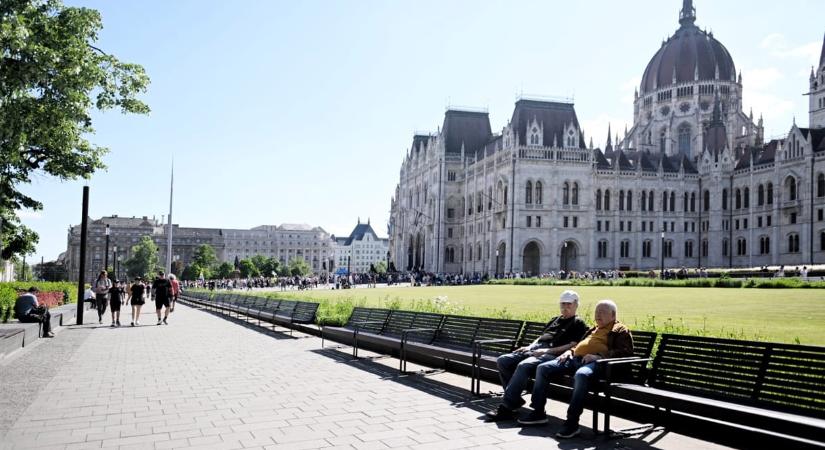 Zajra számíthatnak az Országház környékén lakók