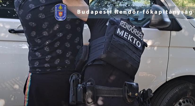 Sűrűn kattant a bilincs Budapesten az elmúlt két hétben