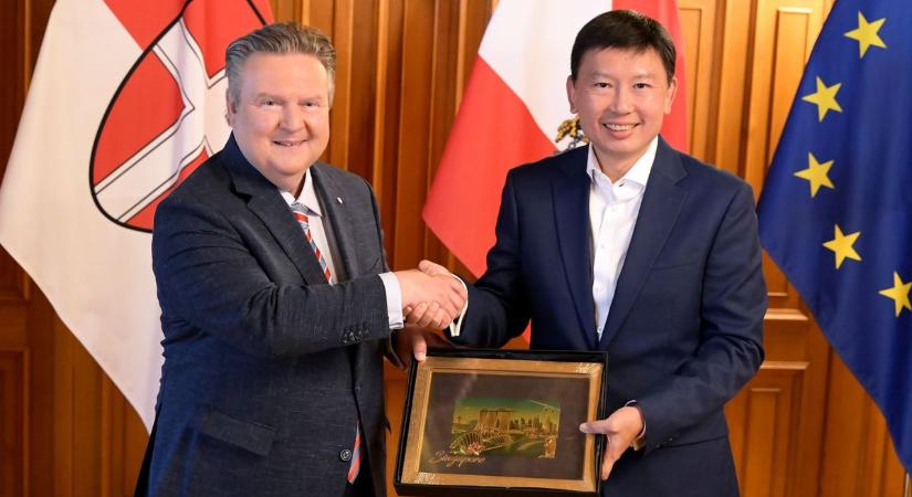 Több mint 100 világváros vezetője találkozik Bécsben