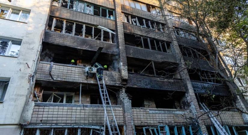 Zelenszkij az éjszakai Ukrajna elleni támadásról: ez az egyik legnagyobb légicsapás