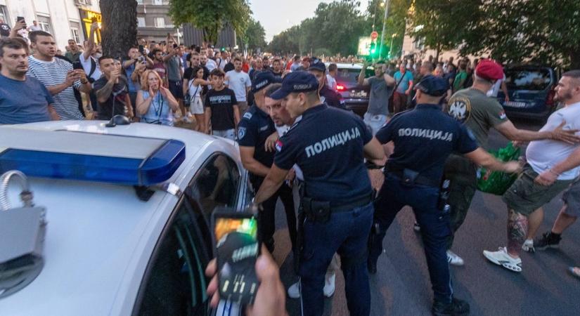 Szerbia forrong, egyre durvább a helyzet – Tüntetők zárták le szinte egész Belgrádot, más városokban is óriási a káosz