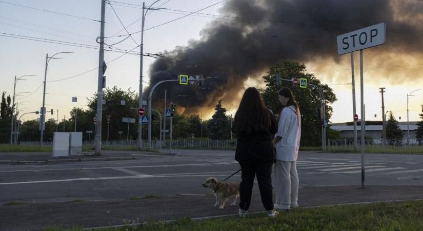 Oroszország újabb brutális támadást hajtott végre Ukrajnában – civil célpontokat bombáztak Kijevben