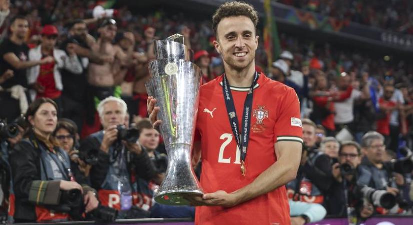 Diogo Jota szép családot alapított gyönyörű feleségével: fotókon a tragikus autóbalesetben elhunyt futballista szerettei