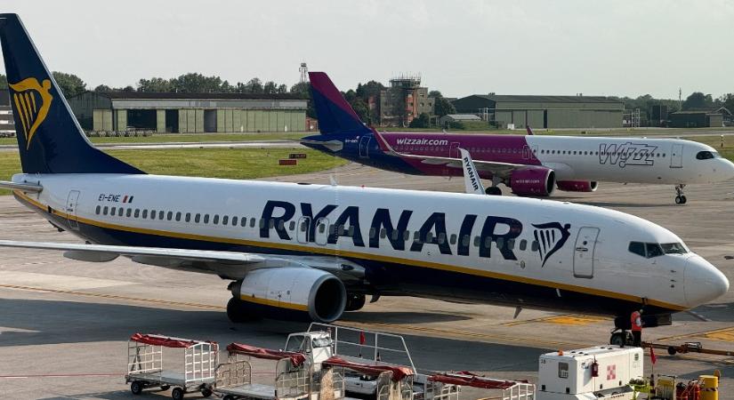 Ryanair: változik az ingyenes kézipoggyász mérete, minden utast érint