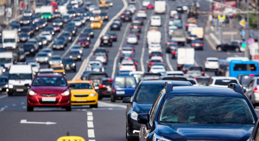 Jelentős a torlódás a M5-ös autópályán