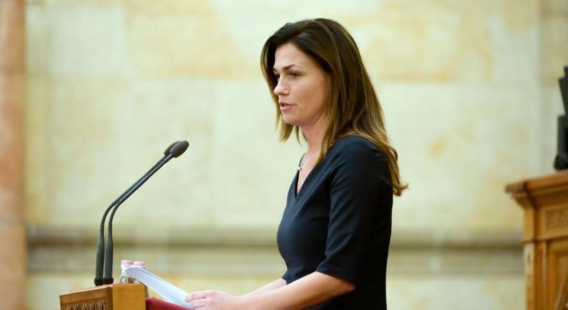 Mindenben, hangsúlyozom mindenben százszor tehetségesebb Varga Judit, mint a volt férje