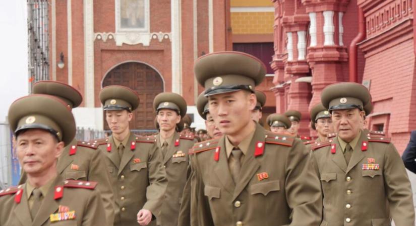 Észak Korea 30 ezer katonát küld az orosz – ukrán frontra, mit kap érte cserébe?