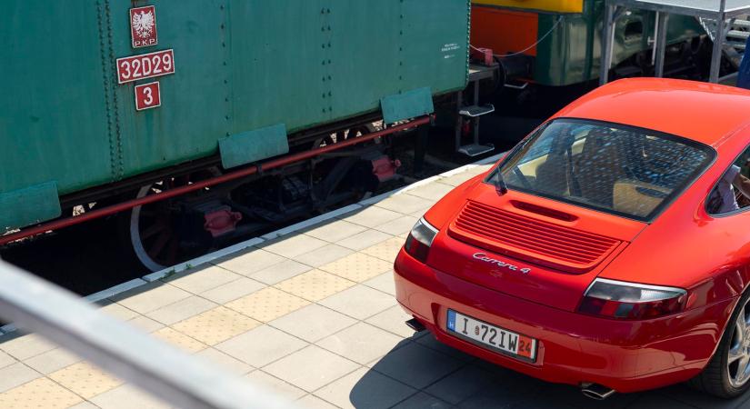 Levegő, víz, rajongás – ilyen volt a varsói Porsche-találkozó
