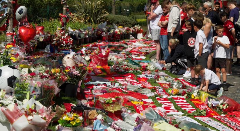 Így emlékeznek a szurkolók és játékosok az autóbalesetben meghalt Diogo Jotára és testvérére