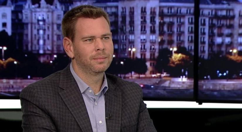 Vitézy Dávid nagyon kiakadt, hogy a MÁV mindenáron el akarja rejteni a késéseket: Lázár Jánosnak ebbe bele kéne buknia