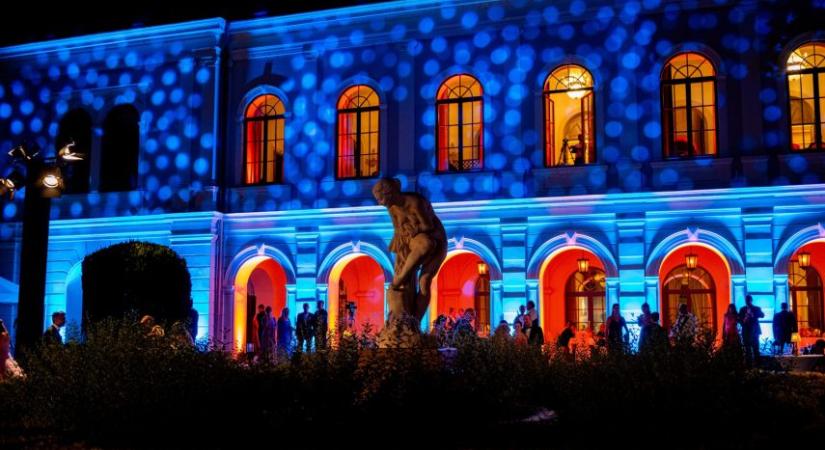 Anna-bállal és jazzdömpinggel folytatódik a Határtalan nyár