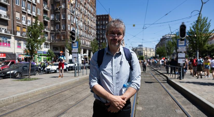 800 ezres büntetést kapott Hadházy mert nem volt ott az ülésen, amelyről kitiltották