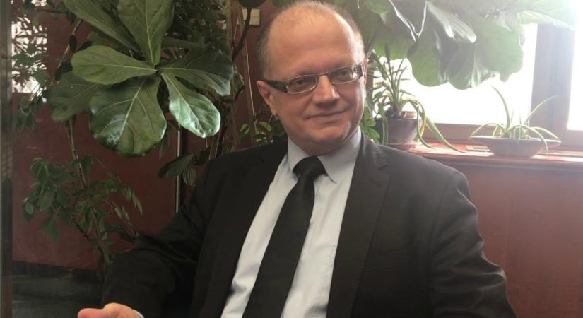Nem érdemes az Alkotmánybírósághoz fordulni, hiszen az hűen szolgálja az Orbán-kormányt