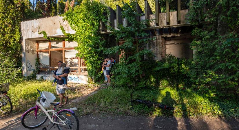 Kipakolták Kádár házát, elképesztő kincset találtak