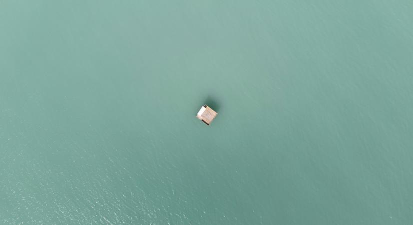 Észvesztően párolog a Balaton – grafikon