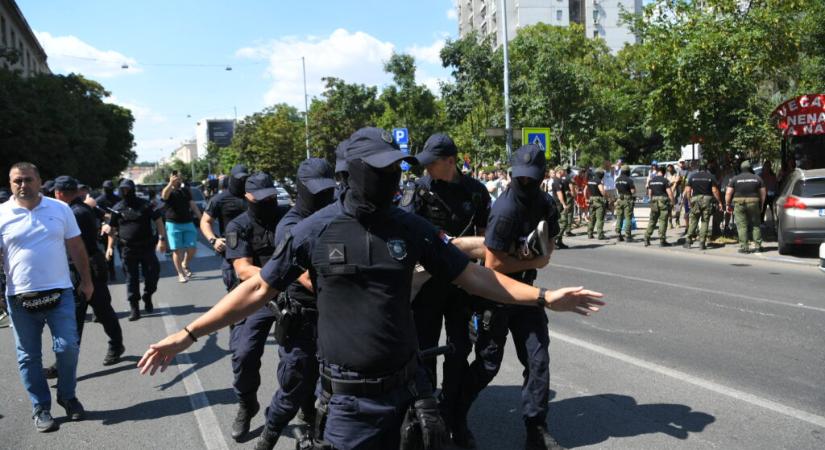 A Természettudományi Kar az őrizetbe vett egyetemisták szabadon bocsátását sürgeti