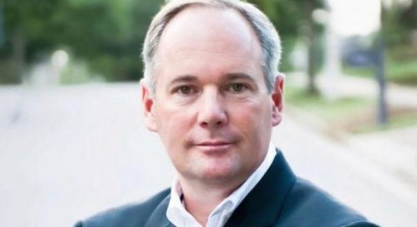 Tim Mayer: Elég a terrorból az FIA-nál!
