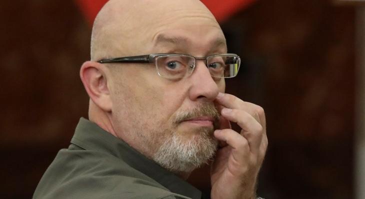 Házkutatást tartott Reznyikov volt védelmi miniszternél a NABU, de nem talált korrupcióra utaló bizonyítékokat