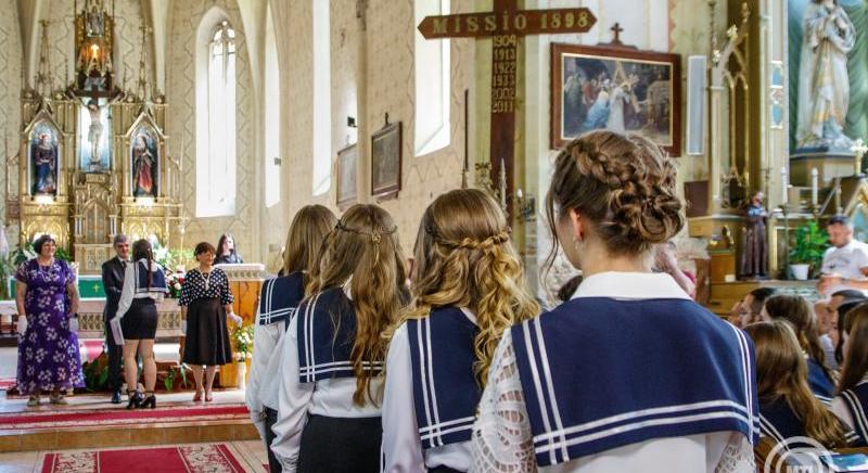 Nemzethűség, szülőföldön maradás – ötvenegyen diplomáztak a beregszászi főiskolán