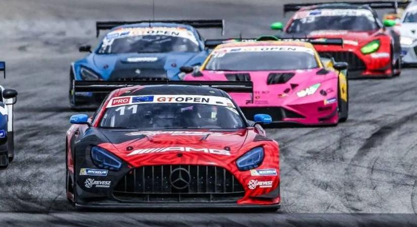 Nyíregyházi pilótáért szoríthatunk a Hungaroringen!