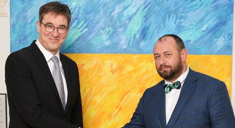 Eddig tartott Karácsonyék jóemberkedése: szép csendben már nem támogatják az ukránokat