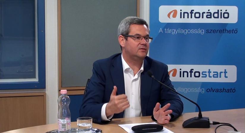 Takács Péter: a teljesítményelem hiányzik az orvosi bértáblából, új feladatokat kapnak a háziorvosok