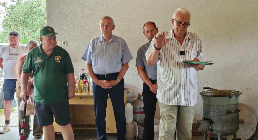 Egykori határőrök találkoztak Komáromban fotók