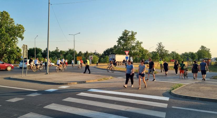 Vučić-ellenes tüntető: tudjuk, hogy a magyarok velünk vannak