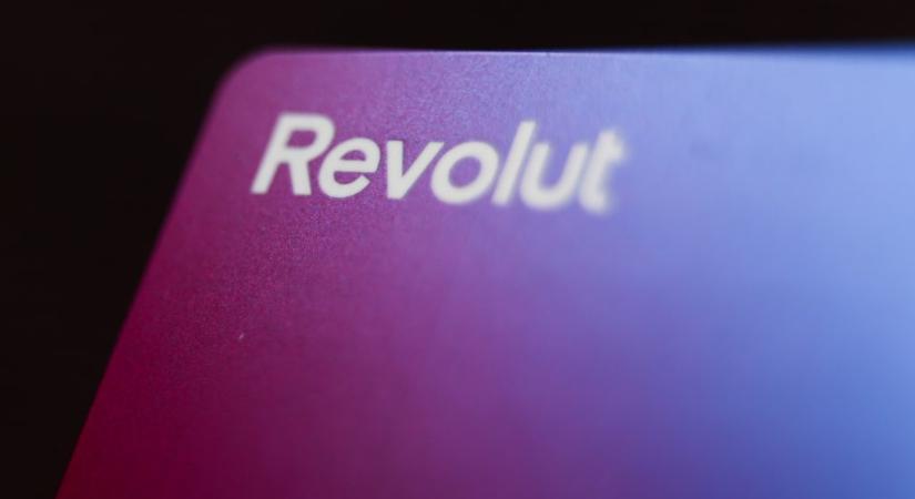 A Revolut azonnali hatállyal beszüntette kriptoszolgáltatásait Magyarországon
