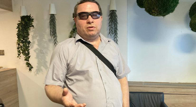 „Többször műtöttük át kiscicává, hátha segít, de sajnos nem” - mondja a Kétfarkú Kutya Párt a bíróság által újra visszahelyezett tagjáról
