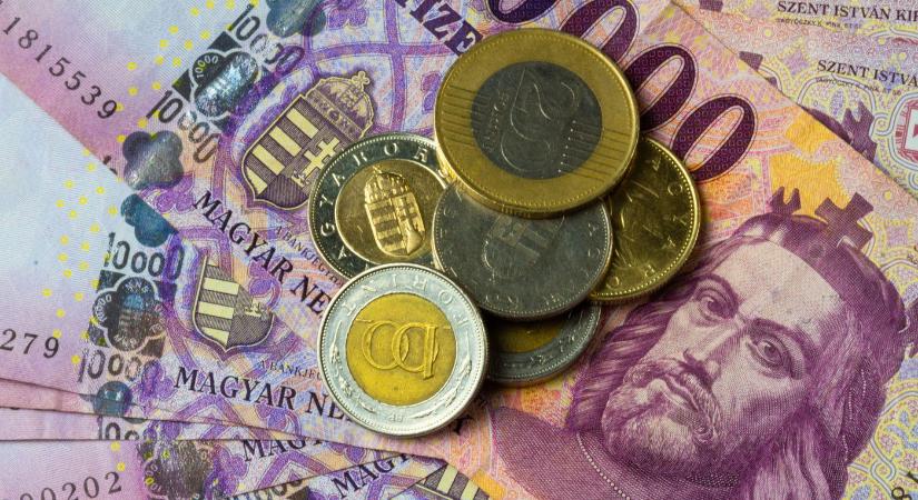 200 ezer forintot ér ez a magyar pénz, különleges jel van rajta